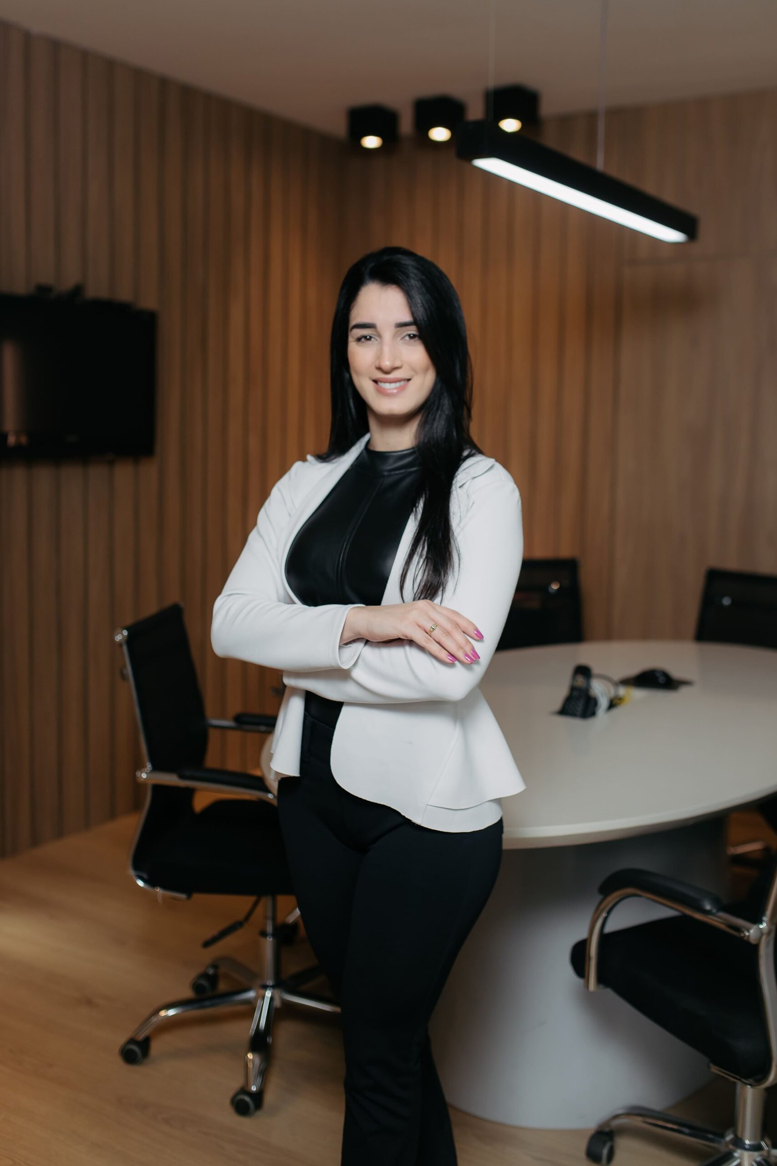 Sobre 7 Carolina Freitas Fernandes, integrante do time de advogados da agência.